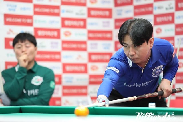 4세트와 5세트를 연달아 차지한 김현우1(NH농협카드).