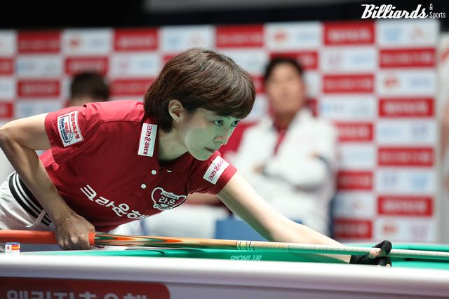 6세트에서 이미래(하이원리조트)를 꺾은 임정숙(크라운해태).