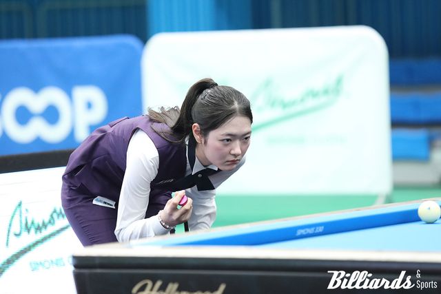 신중하게 샷을 고민하고 있는 마지우