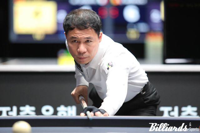 16강에서 10이닝 만에 40점을 모두 치고 애버리지 4.000을 기록한 허정한. 사진=빌리어즈 DB