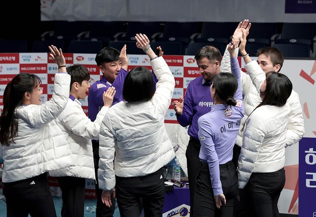 종합 순위 경쟁에서 가장 유리한 5위에 올라 있는 하이원리조트. 이 페이스를 유지할 경우, 5라운드 우승팀이 중복된다면 하이원리조트가 차순위로 PS행 티켓을 얻게 된다.