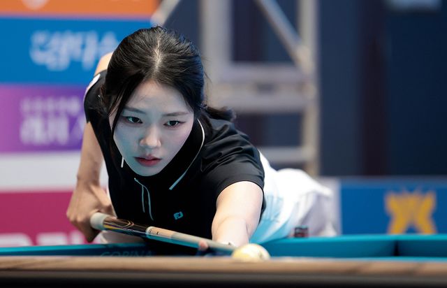 김도경은 김안나에게 1점 차의 극적인 역전승을 거두며 PQ에 진출했다.