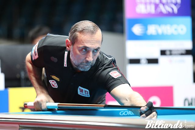 '미스터 매직' 세미 사이그너가 문성원에게 0-3 패배를 당하고 128강에서 탈락했다. 사진=빌리어즈 DB