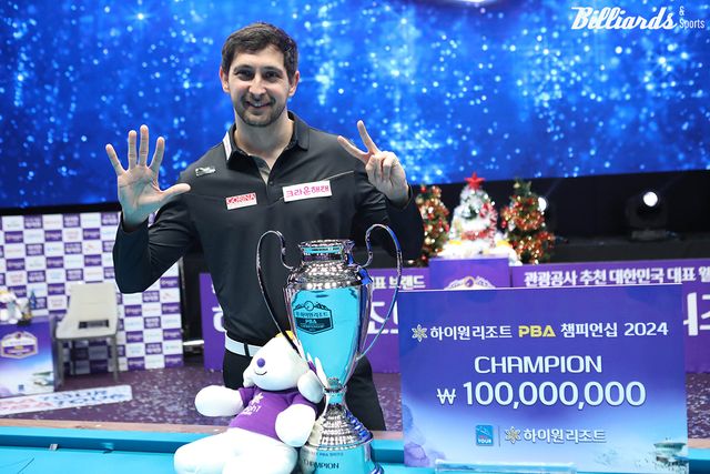 지난 시즌에 하이원리조트 챔피언십을 우승한 다비드 마르티네스(크라운해태). 마르티네스는 김영원에게 지난 시즌 6차 투어 준결승에서 패한 바 있다.