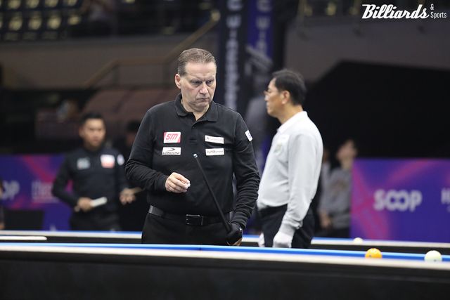 D조 첫 경기에서 쿠드롱을 상대로 1점 차 신승을 거두면서 조 1위를 차지한 에디 멕스(벨기에).