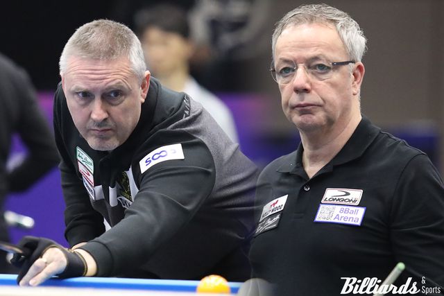 3쿠션 세계 최강 프레데리크 쿠드롱(벨기에·왼쪽)과 딕 야스퍼스(네덜란드·오른쪽)의 운명이 광주 3쿠션 당구월드컵 32강에서 엇갈렸다.&nbsp; 사진=광주/이용휘 기자