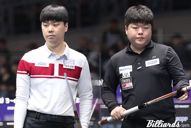 한국의 김행직(전남-진도군청·왼쪽)과 조명우(서울시청·오른쪽), 허정한(경남), 최완영(광주), 가 2025 광주 세계3쿠션당구월드컵 16강에 진출했다.