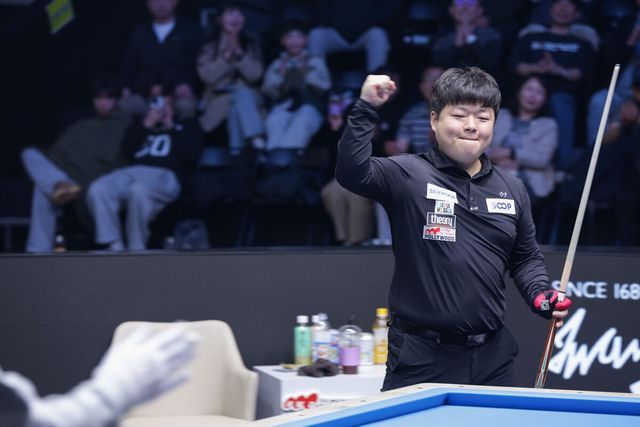 조명우(서울시청)가 광주 세계3쿠션당구월드컵 준결승전에서 에디 멕스(벨기에)에게 승리하며 결승에 진출했다.&nbsp; 사진=SOOP 제공