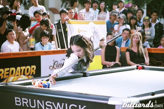 드래곤프로모션이 주최한 트릭샷 대회에 출전한 차유람. 사진=빌리어즈 DB