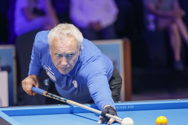 전년도 대회 입상자 중 유일하게 16강 진출에 성공한 디펜딩 챔피언 마르코 자네티