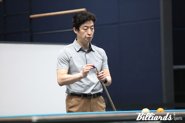처음으로 PBA 드림투어 4강에 오른 유준석은 강의주와 결승행을 다툰다.