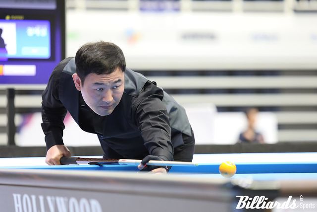 최완영이 서창훈을 꺾고 전국대회 4연속 준결승 진출 쾌거를 올렸다. 사진=빌리어즈 DB