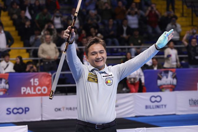 올해 첫 대회였던 보고타 3쿠션 당구월드컵에서 우승한 쩐타인룩(베트남).&nbsp; SOOP 제공