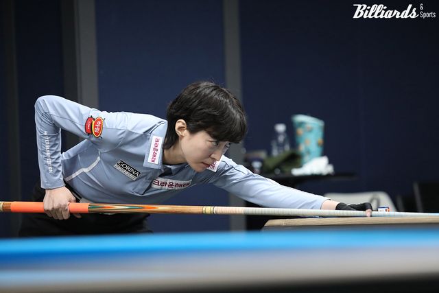 스롱에게 아깝게 패한 임정숙(크라운해태).