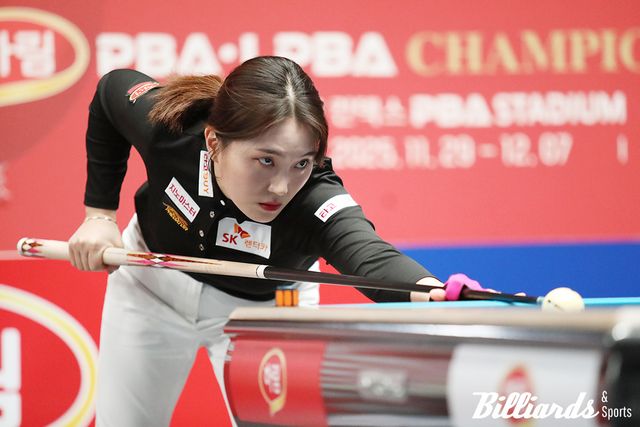 32강에서 LPBA 역대 승부치기 최고 하이런을 경신한 강지은이 16강에서 이미래 마저 꺾고 8강에 진출했다. 사진=고양/김민영 기자