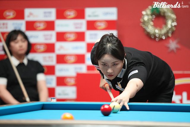 김민아는 시즌 세 번째 준결승에 진출했다.