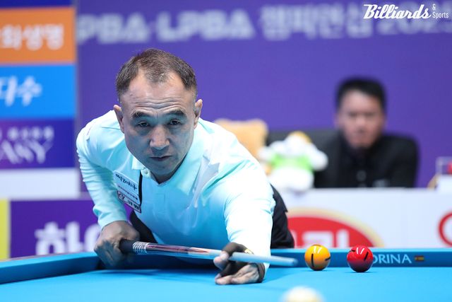 이승진(55)이 끝내기 퍼펙트큐 11점으로 극적인 승리를 거두며 8차 투어 준결승에 진출, 통산 2승 도전을 이어갔다.&nbsp; 사진=이용휘 기자