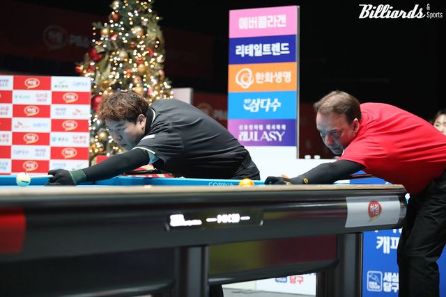 산체스 vs 강동궁의 결승전 뱅킹 장면.