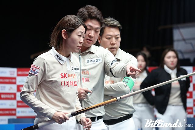 SK렌터카의 조건휘와 히다 오리에는 이날 두 세트에서 승리하며 팀 승리를 견인했다.