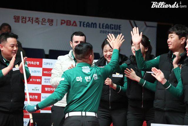 NH농협카드는 5라운드 두 경기가 남은 가운데 정규리그 종합 4위에 올라 포스트시즌 와일드카드전 진출이 유력한 상황이다.