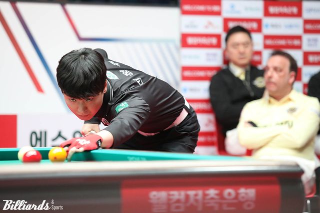 3세트와 4세트를 따낸 수훈갑 신정주(하나카드).