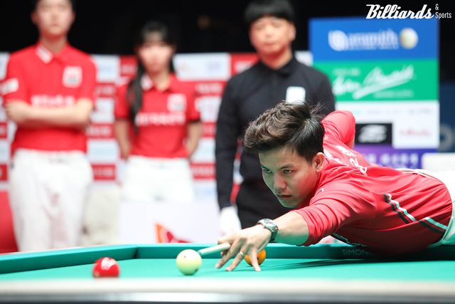 대체선수로 합류한 응우옌프엉린(베트남)은 세트스코어 2-2에서 5세트에 마민껌(베트남)을 누르고 3-2로 전세를 뒤집었다.