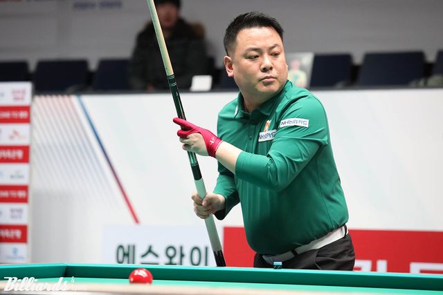 와일드카드 1차전에서 1세트 남자복식과 3세트 남자단식에 출전하는 조재호.