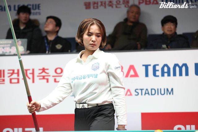 스롱은 이번 시즌 웰컴저축은행전 1라운드와 2라운드 6세트에서 최혜미를 두 차례 꺾었다.