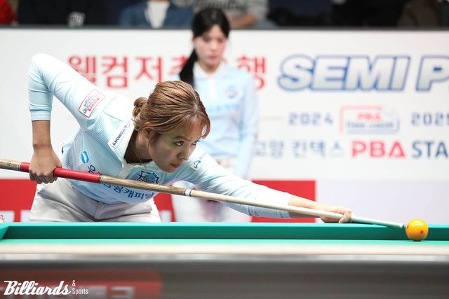 2세트 여자복식에서 6점을 득점하며 승리를 거둔 스롱 피아비(우리금융캐피탈).