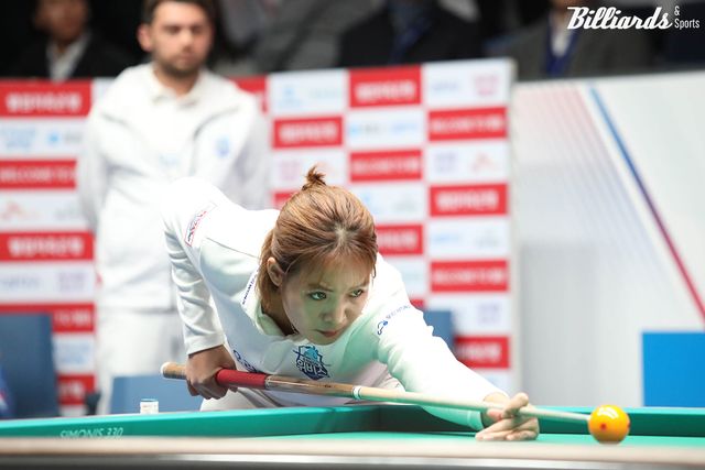 스롱 피아비(우리금융캐피탈)는 2차전에 나 홀로 8득점 원맨쇼를 펼치며 승리에 힘을 보탰다.