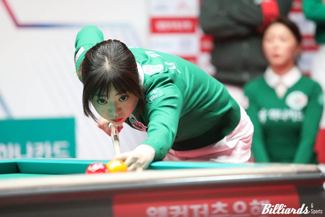 하나카드는 2세트 여자복식에서 사카이 아야코(일본)가 6점을 득점하며 활약해 9:0(8이닝)으로 승리했다.