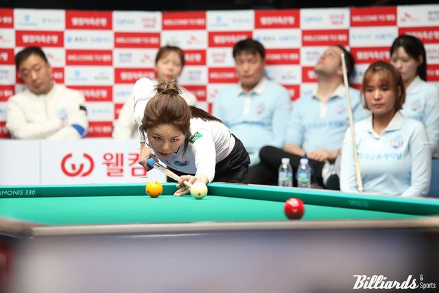 2차전까지 스롱에게 6세트를 모두 졌던 김가영은 이번 3차전에서 승리를 거두며 부진을 털어냈다.