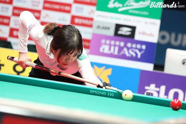 4세트 혼합복식으로 내려간 사카이 아야코(일본)가 혼자 6점을 치며 맹활약을 펼친 하나카드는 벼랑 끝에서 내세운 반전 카드가 모두 성공했다.&nbsp;