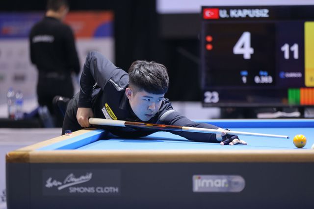 한국의 '17세 유망주' 김도현(상동고부설방통고1)이 '보고타 3쿠션 당구월드컵'에서 첫 최종예선행에 도전한다. 사진=SOOP 제공