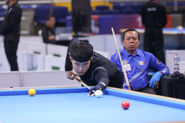 한국의 '2008년생 유망주' 김도현(상동고부설방통고1)이 보고타 3쿠션 당구월드컵 예선 3라운드에서 F조 1위와 종합순위 3위로 최종예선에 진출했다.&nbsp; 사진=SOOP 제공