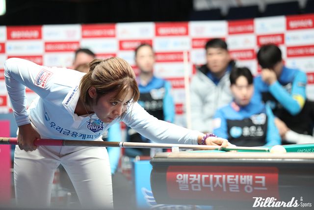 우리금융캐피탈이 5라운드 첫 경기에서 휴온스에게 세트스코어 3-4로 패하며 덜미를 잡혔다.&nbsp; 사진=고양/이용휘 기자