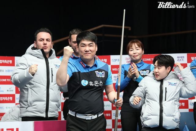 마지막 7세트에서 끝내기 하이런 9점타로 승부를 마무리한 휴온스 이상대.