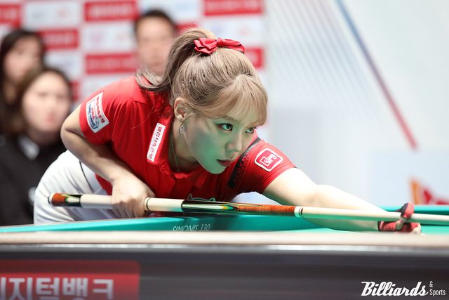 이날 2세트 여자복식과 6세트 여자단식에서 2승을 거두며 활약한 김예은(웰컴저축은행).