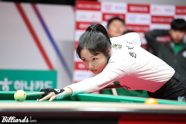 한지은은 8일 오후 3시 30분에 시작하는 5라운드 2일차 우리금융캐피탈전에서 스롱 피아비(우리금융캐피탈)를 상대로 부활에 도전한다.