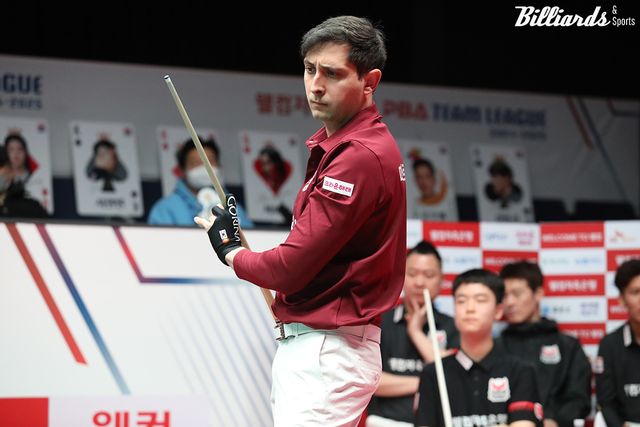 3세트 남자단식에서 김영원에게 하이런 12점을 맞고 패한 마르티네스.