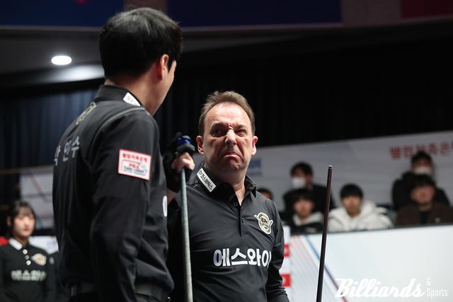 1세트에 나선 다니엘 산체스-박인수(에스와이).