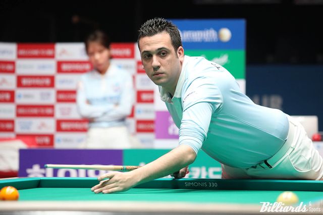 1세트와 5세트를 따내 승리에 크게 기여한 다비드 사파타(우리금융캐피탈).