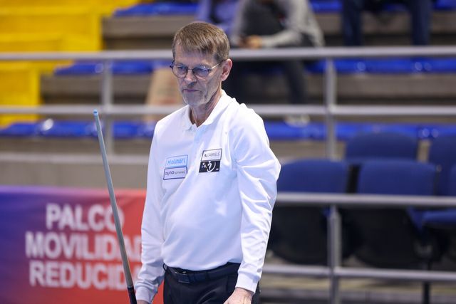 1무 1패로 탈락 위기에 놓였던 토브욘 블롬달(스웨덴)은 마지막 경기에서&nbsp;하이런 12점을 터트리며 허정한을 꺾고 16강에 진출했다.