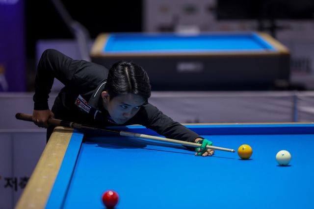 블롬달을 꺾고 8강에 진출한 베트남의 타이홍찌엠.