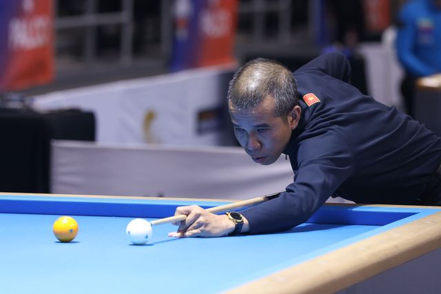 '디펜딩 챔피언' 쩐뀌엣찌엔(베트남)은 D조 2위로 16강에 진출했다.