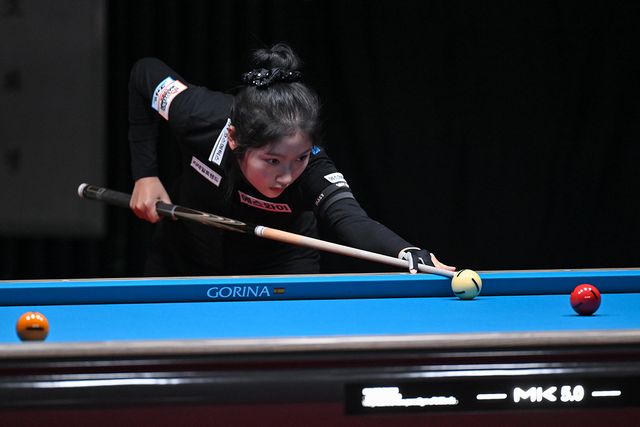 한지은이 2승을 거둔 다음 열린 권발해(에스와이) 대 이우경의 승부에서 권발해가 패하면서 한지은의 16강 진출이 확정됐다.