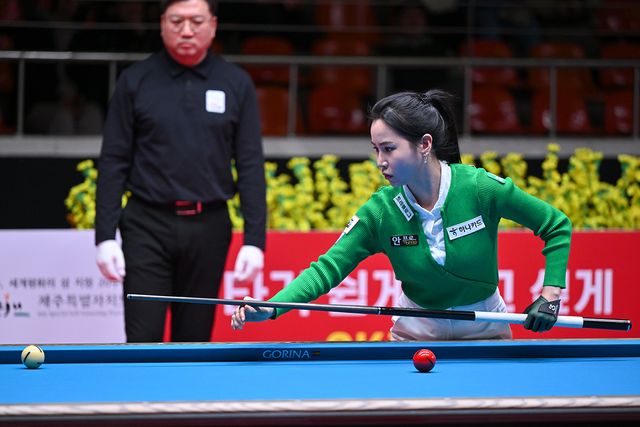 첫 경기에서 김가영에게 패한 김진아(하나카드)는 김예은(웰컴저축은행)을 이길 경우 16강행 불씨를 살릴 수 있다.