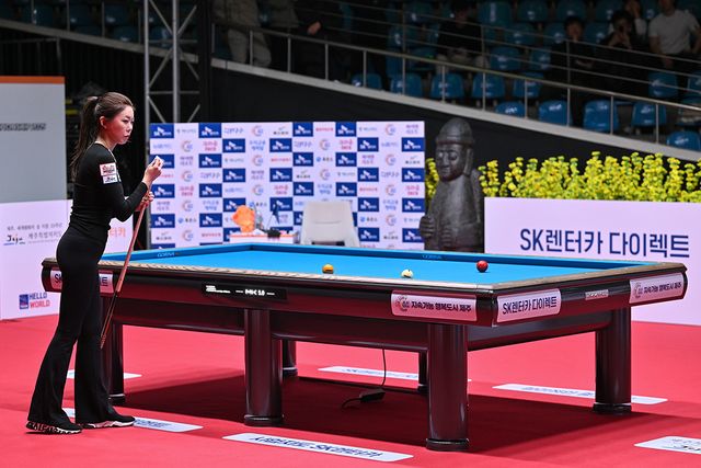 김가영은 통산 전적과 개인기록 모두 강지은에게 우세하다. 강지은은 조별리그 첫 경기에서 승리했고, 최근 SK렌터카의 팀리그 우승에 일조해 분위기가 좋다.