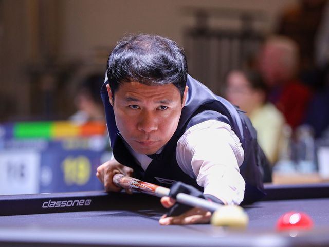 한국의 허정한(경남)은 첫 경기에서 멕시코의 에르난데스와 승부를 벌인다.