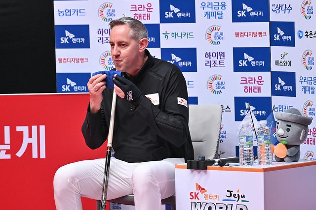 에디 레펀스(SK렌터카)는 2승 1패로 A조 1위를 차지하며 16강에 진출했다.